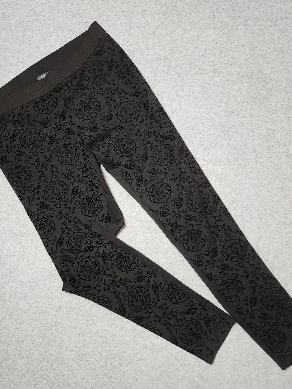 BeBop Flocked Black Legging L